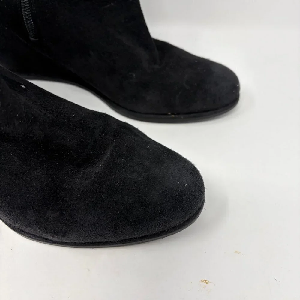Stuart Weitzman women's suede Fitness wedges 8.5 M black ankle booties